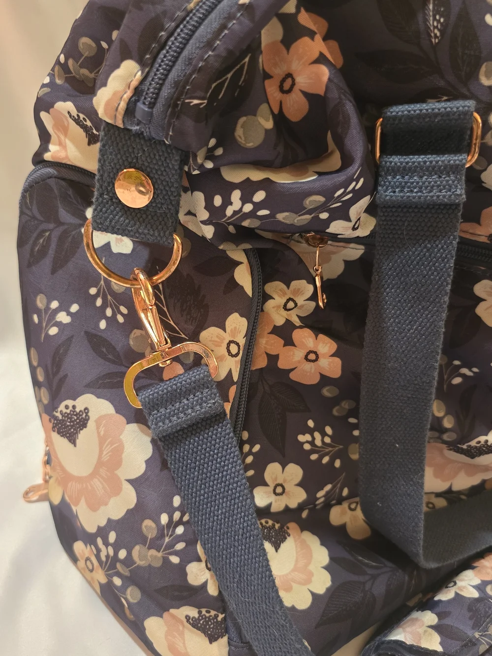 Sarah Wells Breast Pump Bag - Navy with Blush Flowers 